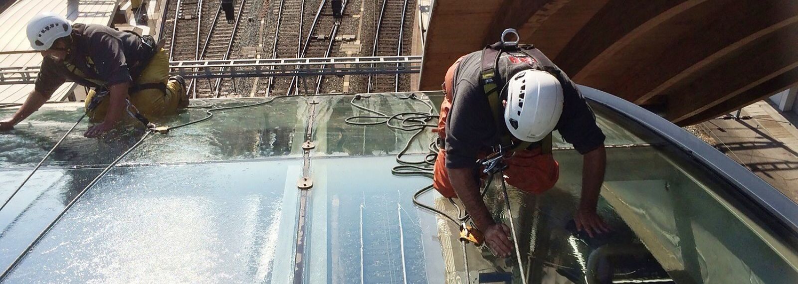 Gebäudereinigung am Bahnhof Bern